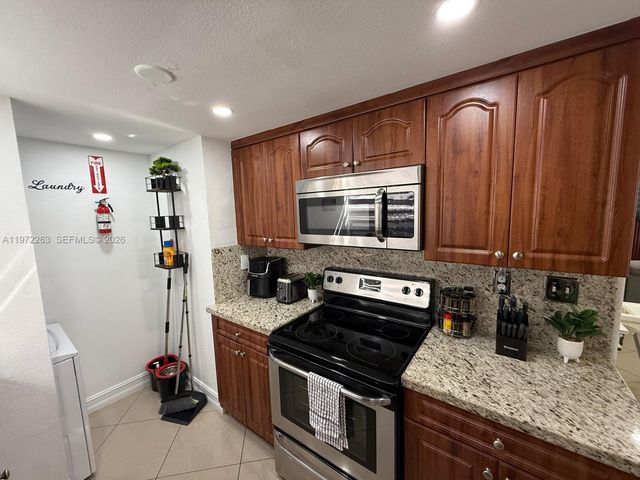 15445 SW 57th Street, Miami, FL 33193