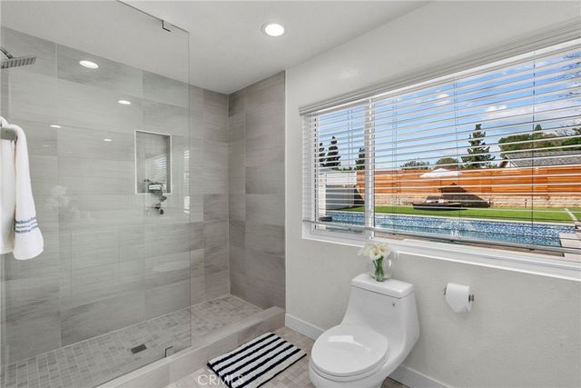 9549 Gladbeck, Northridge, CA 91324