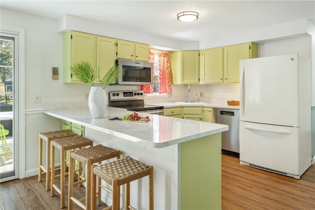 20 Samson Lane, Middletown, RI 02842