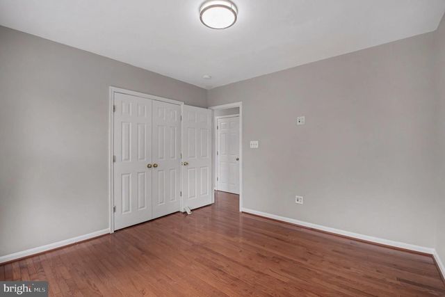 9335 COUGAR CT, Manassas Park, VA 20111