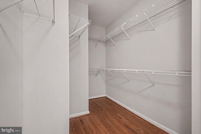 9335 COUGAR CT, Manassas Park, VA 20111