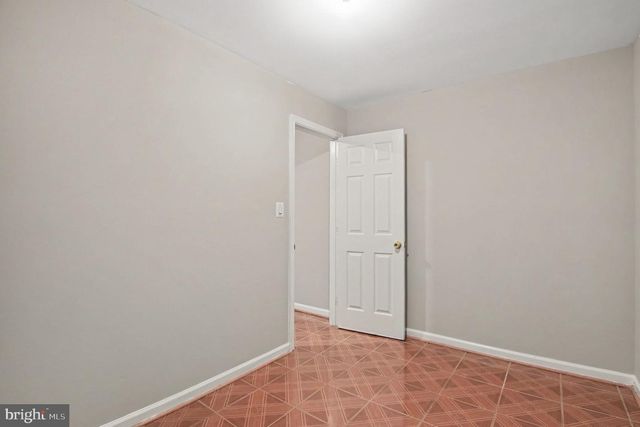 9335 COUGAR CT, Manassas Park, VA 20111