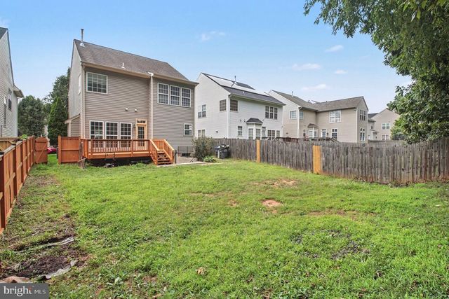 9335 COUGAR CT, Manassas Park, VA 20111