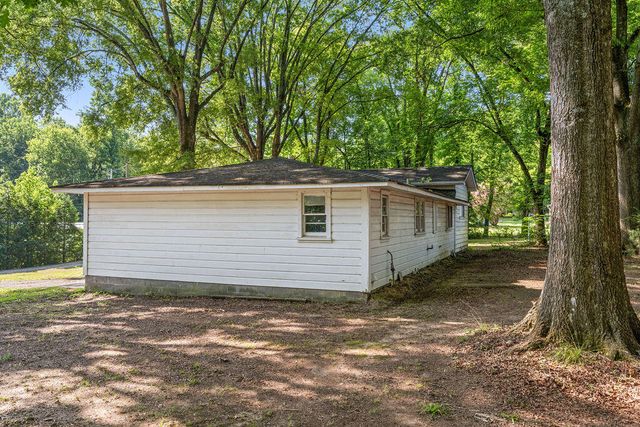 1949 Sosebee Drive NE, Dalton, GA 30721