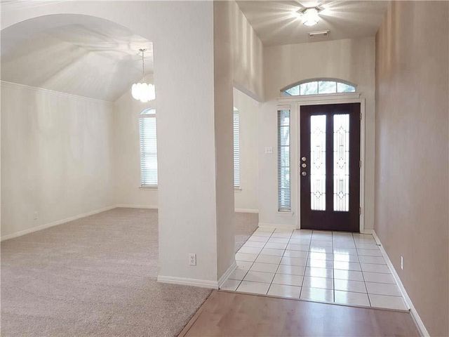 11104 Savin Hill LN, Austin, TX 78739