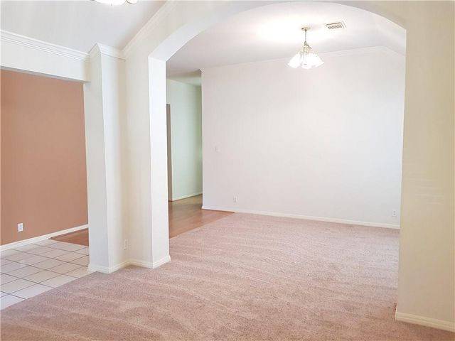 11104 Savin Hill LN, Austin, TX 78739