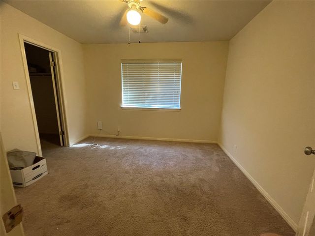 11104 Savin Hill LN, Austin, TX 78739