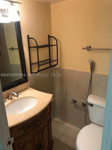 1800 Sans Souci Blvd 436, North Miami, FL 33181