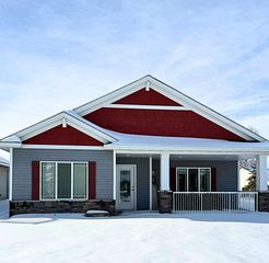 801 Golden Way NW, Isanti, MN 55040