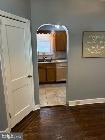 5943 ELSINORE ST, Philadelphia, PA 19120