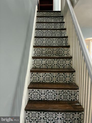 5943 ELSINORE ST, Philadelphia, PA 19120