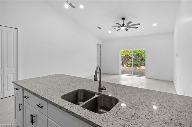 656 Grant, Lehigh Acres, FL 33974