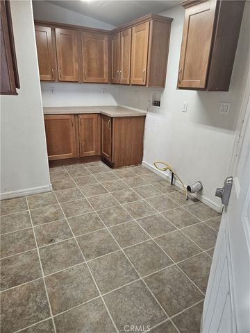 18989 Grand Avenue, Lake Elsinore, CA 92530