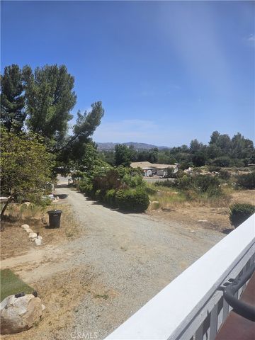 18989 Grand Avenue, Lake Elsinore, CA 92530