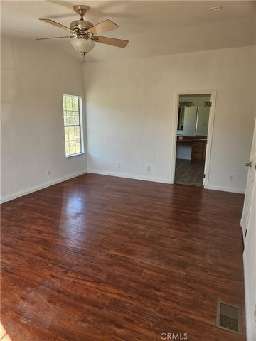 18989 Grand Avenue, Lake Elsinore, CA 92530