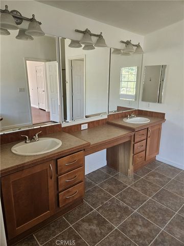 18989 Grand Avenue, Lake Elsinore, CA 92530