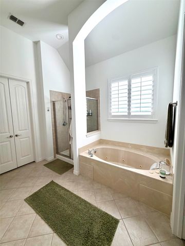 2911 Tracy Lynn Lane, Sachse, TX 75048
