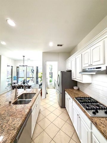 2911 Tracy Lynn Lane, Sachse, TX 75048