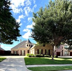 2911 Tracy Lynn Lane, Sachse, TX 75048