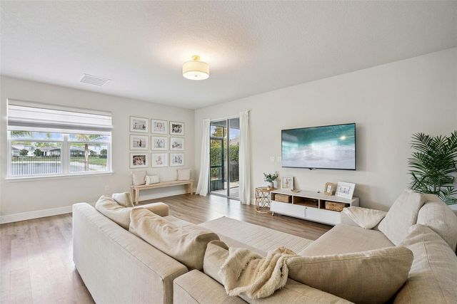 1606 CHELSEA MANOR CIRCLE, Deland, FL 32724