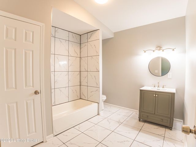 2527 Montgomery St, Louisville, KY 40212