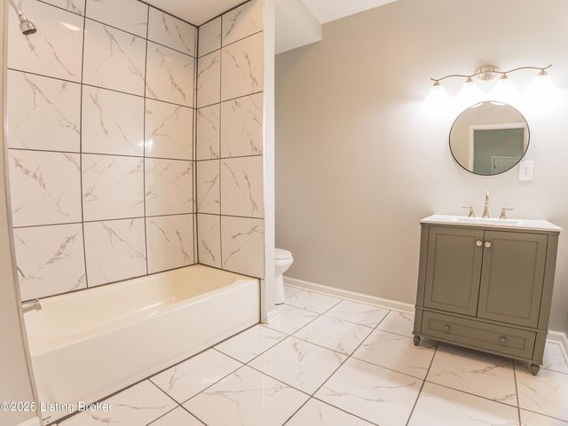 2527 Montgomery St, Louisville, KY 40212