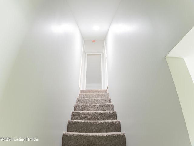 2527 Montgomery St, Louisville, KY 40212