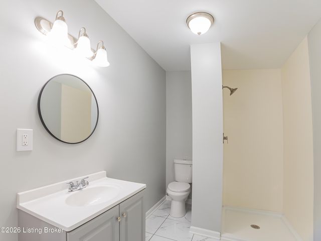 2527 Montgomery St, Louisville, KY 40212