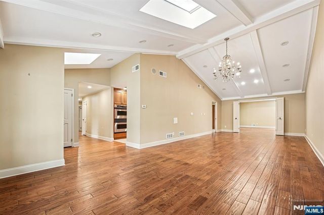 44 Lynn, Englewood Cliffs, NJ 07632