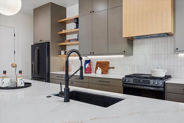 4416 S 1st ST 3, Austin, TX 78745