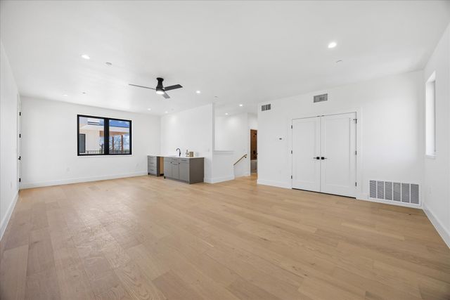 4416 S 1st ST 3, Austin, TX 78745