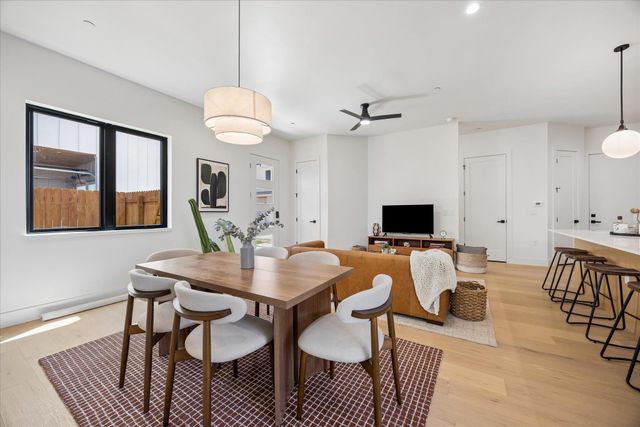 4416 S 1st ST 3, Austin, TX 78745