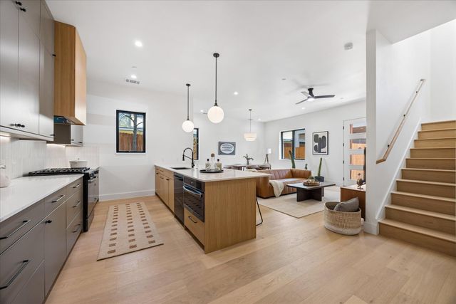 4416 S 1st ST 3, Austin, TX 78745