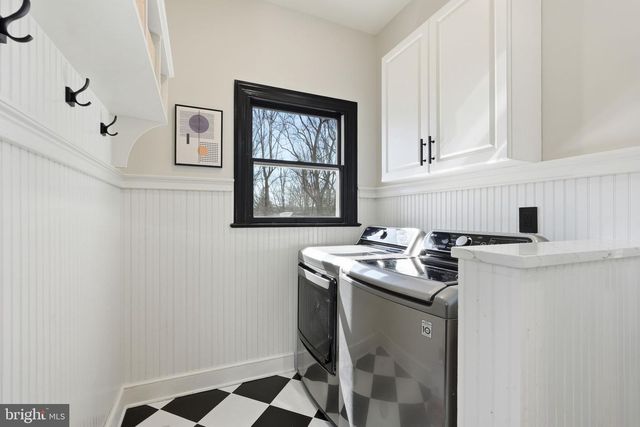 310 SPRINGVALE RD, Great Falls, VA 22066