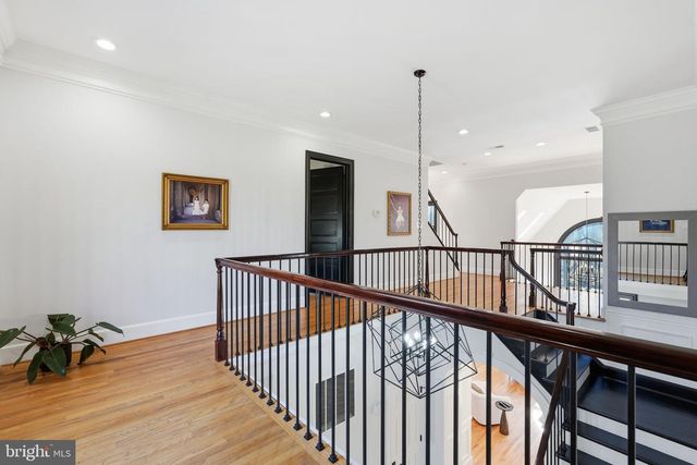 310 SPRINGVALE RD, Great Falls, VA 22066