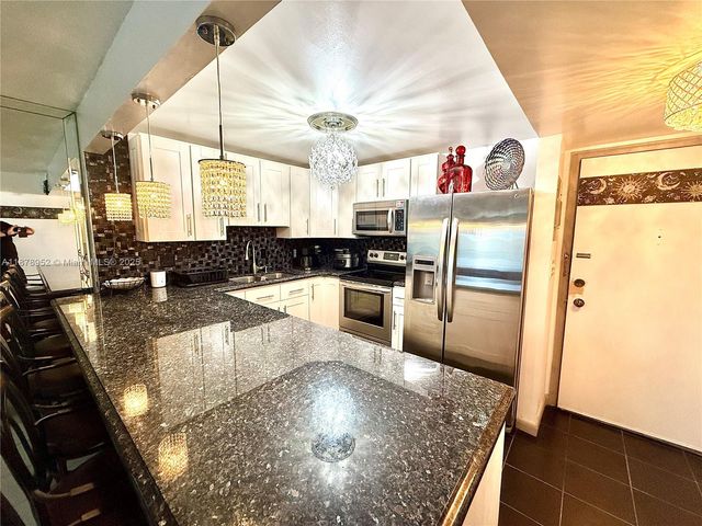 1801 S Ocean Dr 233, Hallandale Beach, FL 33009