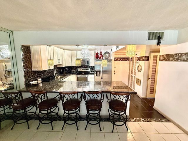 1801 S Ocean Dr 233, Hallandale Beach, FL 33009