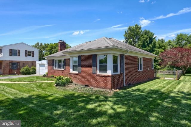 25 E HANOVER ST, Gettysburg, PA 17325