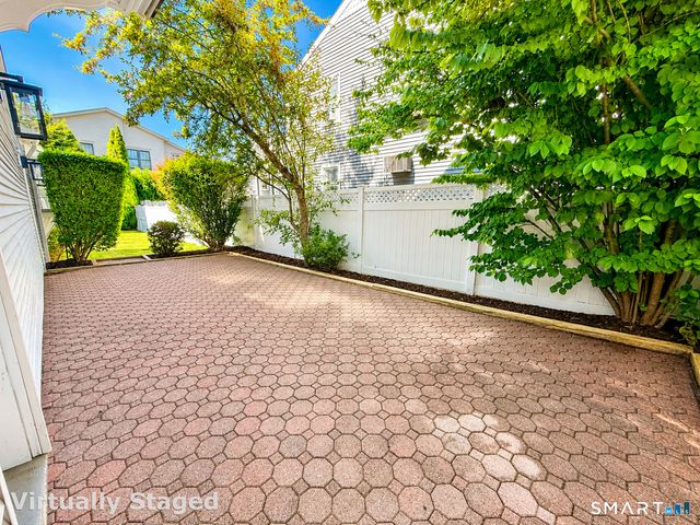 21 Neil Lane B, Greenwich, CT 06878