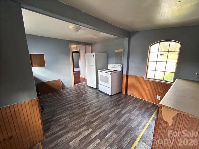 1409 Laboratory Road, Lincolnton, NC 28092