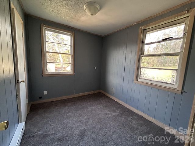 1409 Laboratory Road, Lincolnton, NC 28092