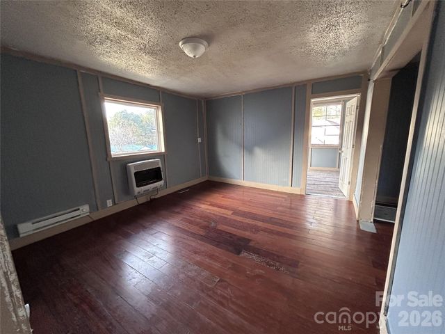 1409 Laboratory Road, Lincolnton, NC 28092