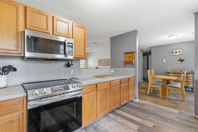 17001 Valley Lane, Conroe, TX 77306