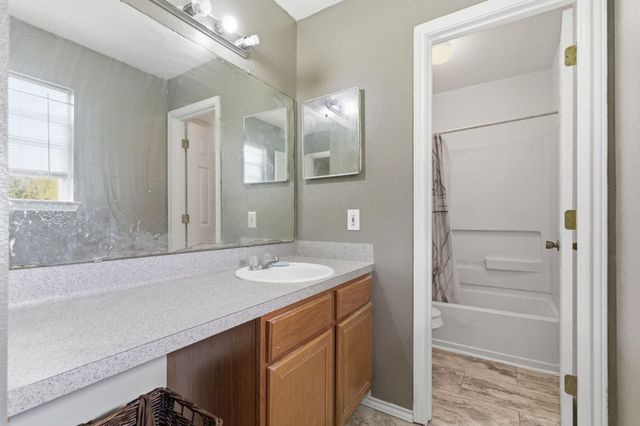 17001 Valley Lane, Conroe, TX 77306