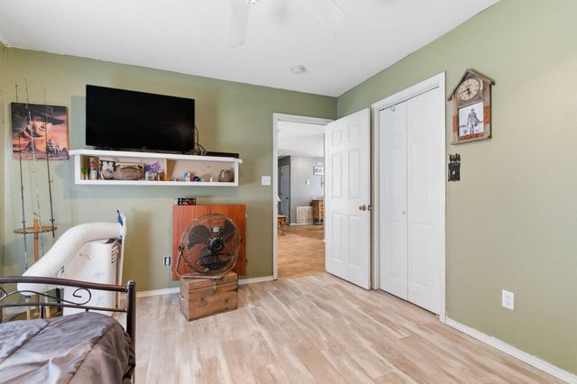 17001 Valley Lane, Conroe, TX 77306