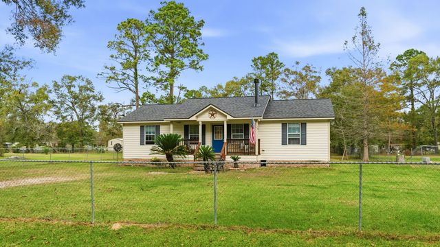 17001 Valley Lane, Conroe, TX 77306