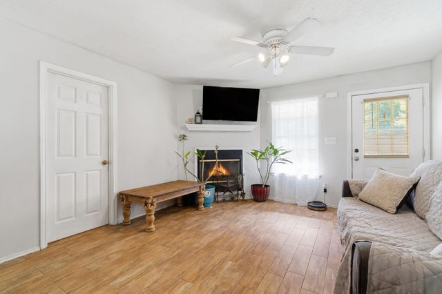 17001 Valley Lane, Conroe, TX 77306