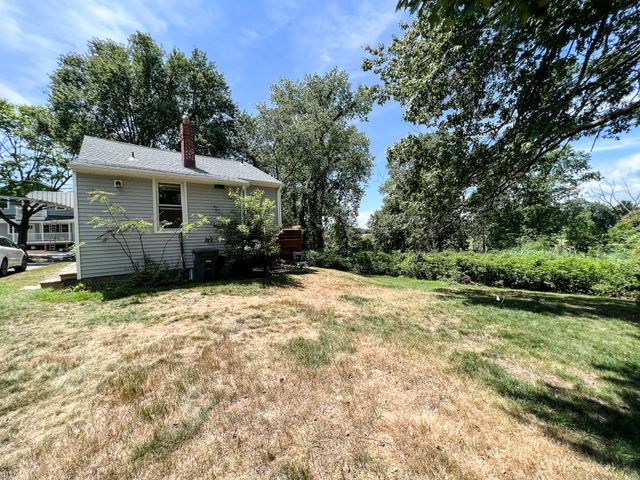 30 Bonsilene Street, Milford, CT 06460