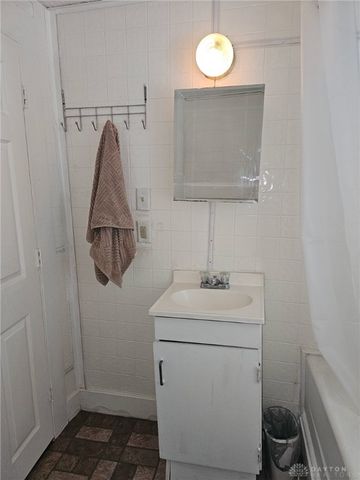 1409 Lamar Street, Dayton, OH 45404