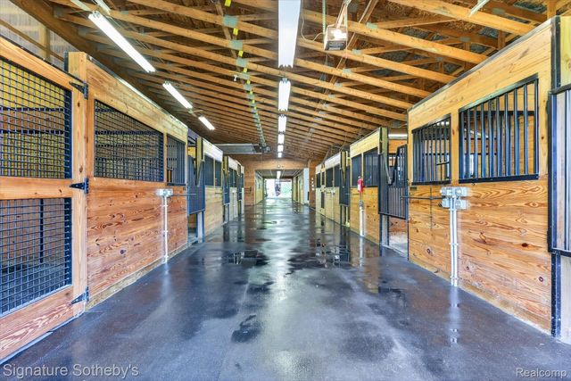 12700 Shaffer Road, Springfield Charter Township, MI 48350
